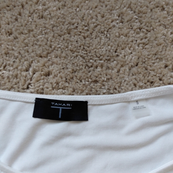 Tahari white ivory pleated puff sleeve top size S - Picture 5 of 8